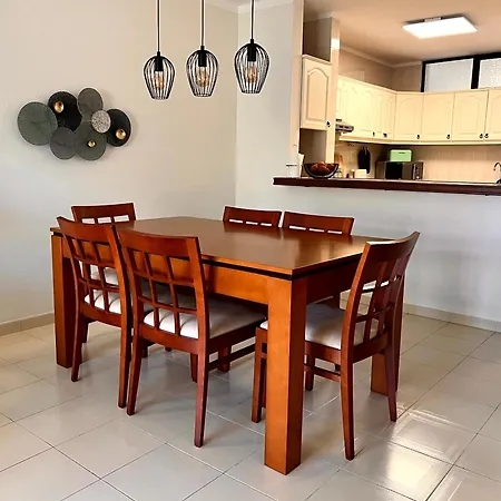 Casa Solway Algarve Escape With Garden & Terrace Portimao