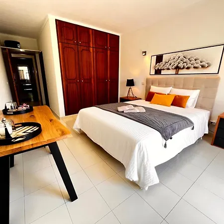 Casa Solway Algarve Escape With Garden & Terrace Apartment Portimao