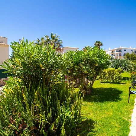 Casa Solway Algarve Escape With Garden & Terrace Апартаменты Портиман