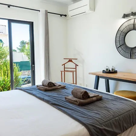 Casa Solway Algarve Escape With Garden & Terrace * Портиман