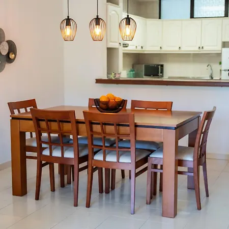 Апартаменты Casa Solway Algarve Escape With Garden & Terrace