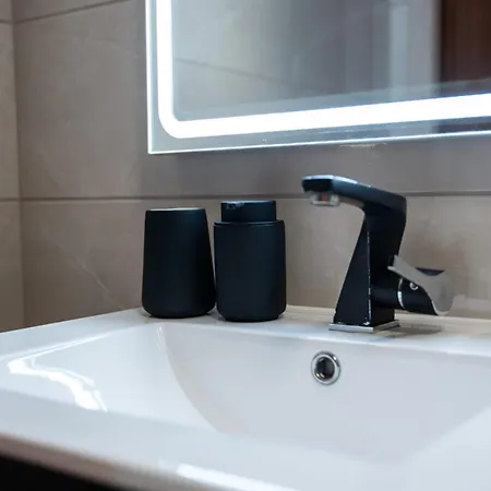 Casa Solway Algarve Escape With Garden & Terrace Портиман