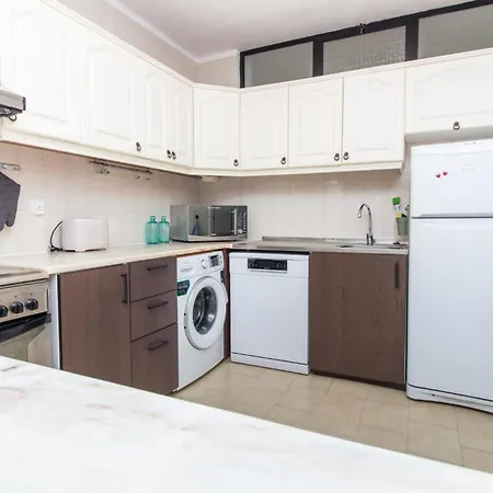 Апартаменты Casa Solway Algarve Escape With Garden & Terrace Портиман